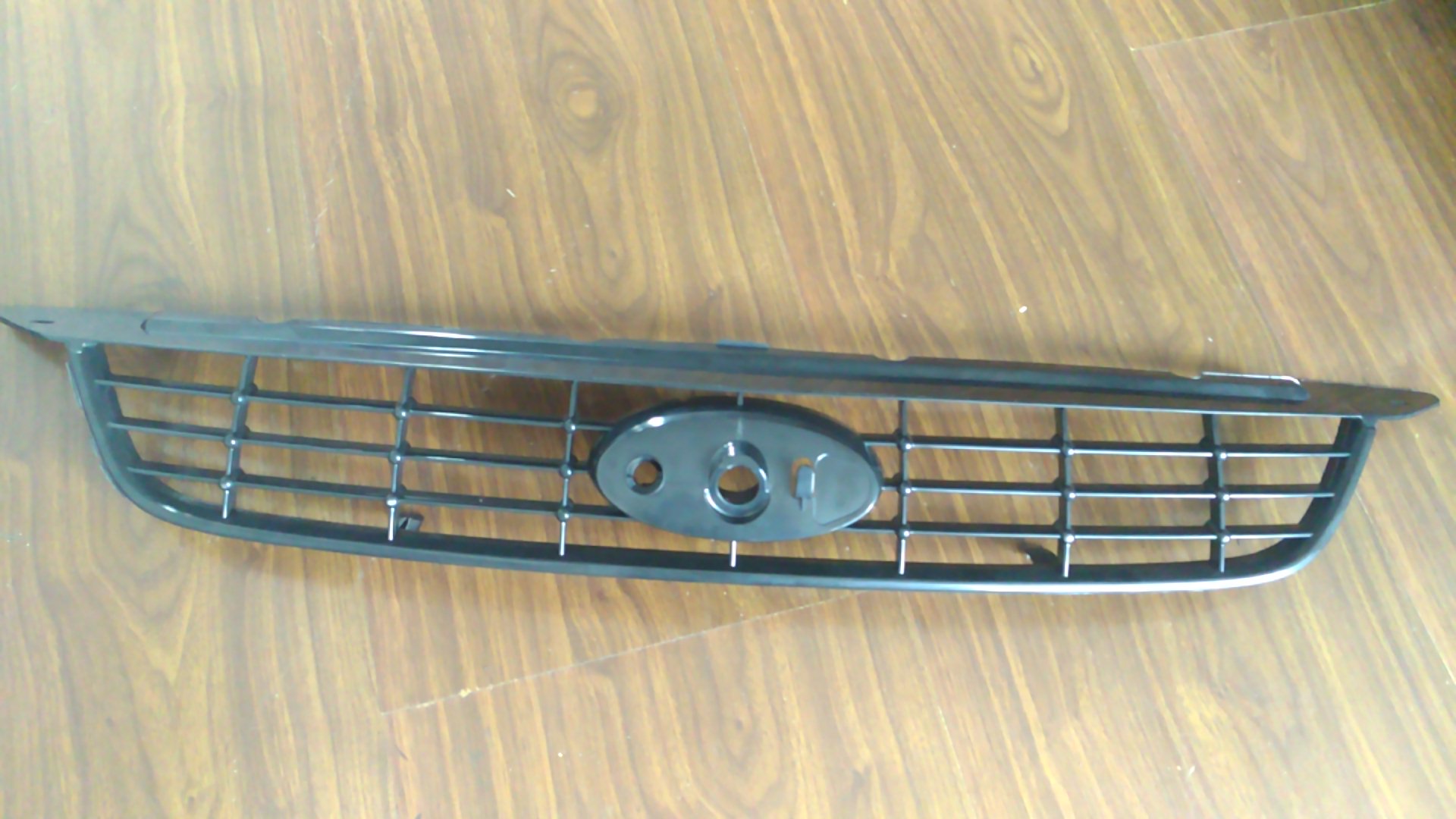 Ford grille plastic mold